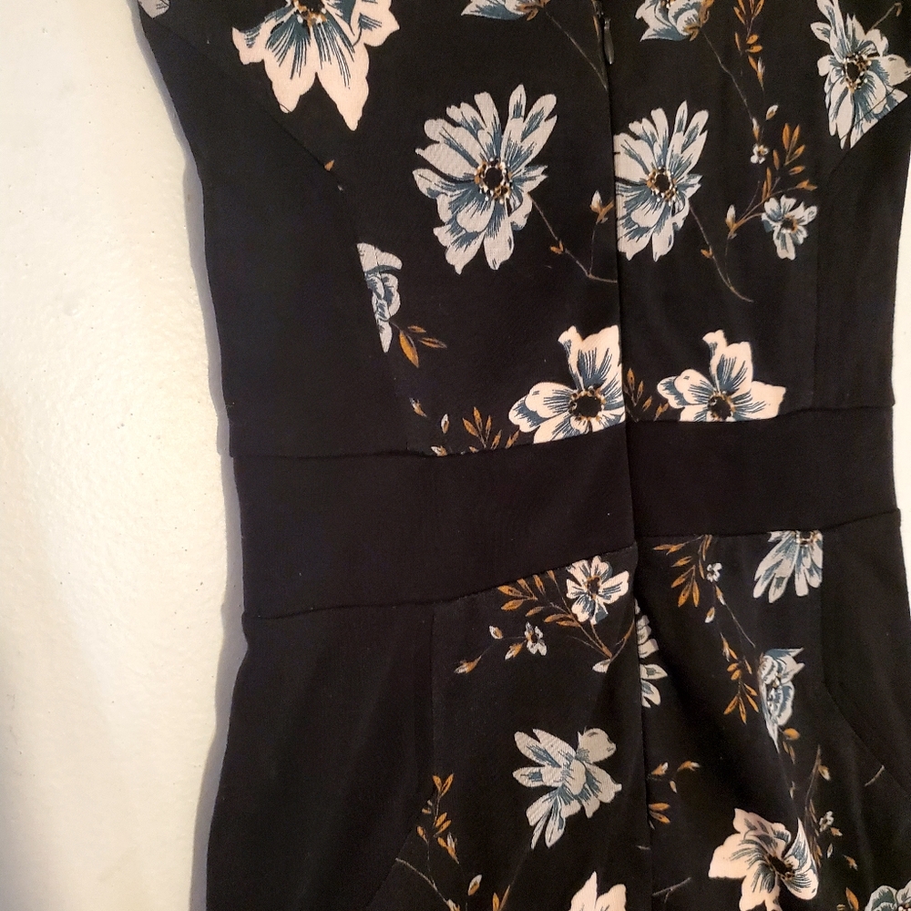 French Connection Zipper Floral Mini Dress Black Slimming Panels Size 6 Women - Picture 9 of 14